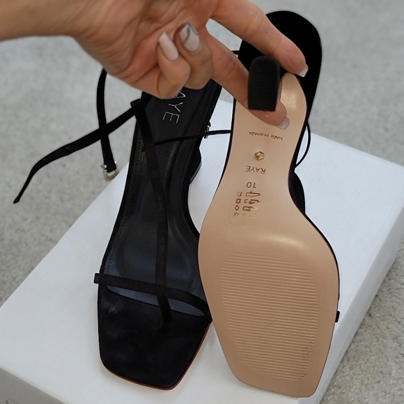 Raye Heels - Picture 3 of 4